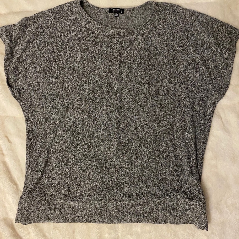 Marble gray top